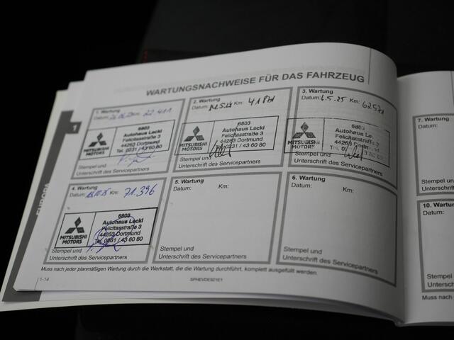 Mitsubishi ECLIPSE Cross 2.4 Intense Plug In Hybrid Dealer O.H PHEV | Camera | Alcantara Sportstoelen Verwarmd | Navigatie | Cruise Control | Keyless | DAB |