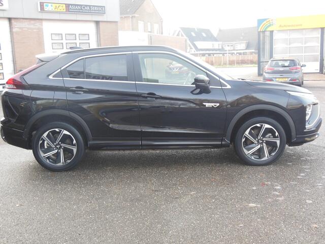 Mitsubishi ECLIPSE Cross 2.4 PHEV Intense Staat in Hardenberg