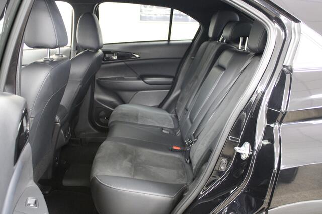 Mitsubishi ECLIPSE Cross 2.4 PHEV Business Executive