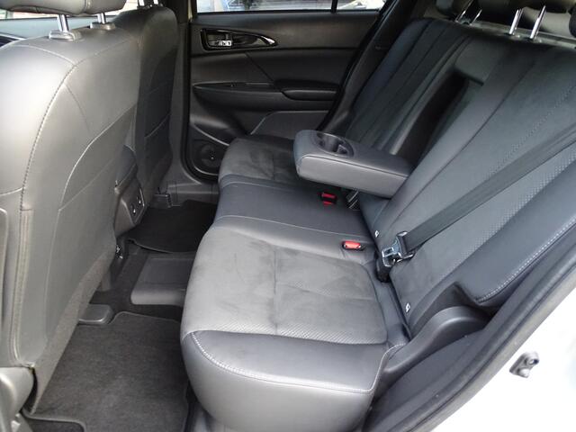 Mitsubishi ECLIPSE Cross 2.4 PHEV Instyle TREKHAAK