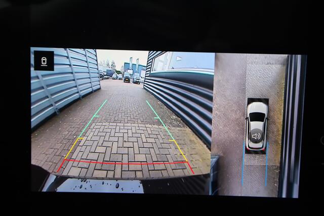 Mitsubishi ECLIPSE Cross Instyle 87 kWh Zwart dak. Long range, Harman Kardon, 22kW AC Charger