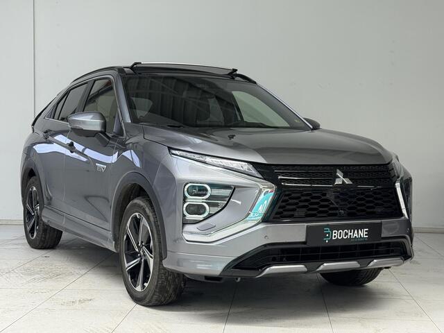 Mitsubishi ECLIPSE Cross 2.4 PHEV Instyle | Schuifdak | Head-up Display | Trekhaak | Leder | Stoelverwarming |
