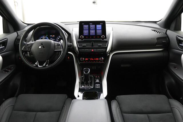 Mitsubishi ECLIPSE Cross 2.4 PHEV Instyle | Navigatie | Parkeercamera | BOVAG Garantie