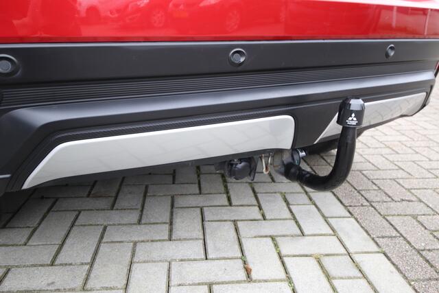 Mitsubishi ECLIPSE Cross 1.5 DI-T Instyle Pano, Leder, Trekhaak,Dealer O.H. NL-Auto & 1.600 kg trekgewicht!