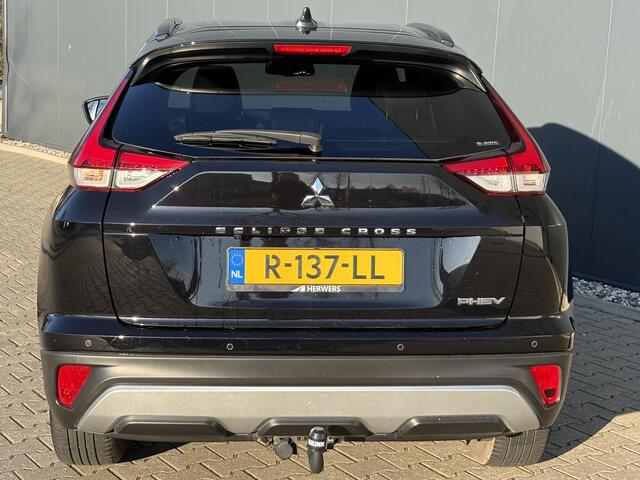 Mitsubishi ECLIPSE Cross 2.4 PHEV Instyle / Trekhaak geremd 1500 kg / Airco / Stoelverwarming / Apple Carplay/Android Auto / Cruise Control /