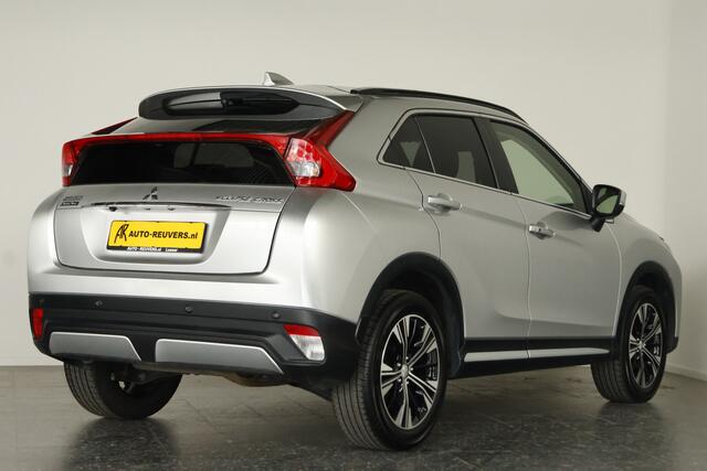 Mitsubishi ECLIPSE Cross 1.5 DI-T Intense / LED / Cam / HUD / CarPlay / Clima