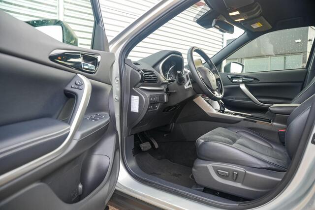 Mitsubishi ECLIPSE Cross 2.4 PHEV Intense+