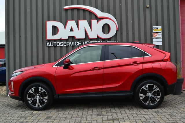 Mitsubishi ECLIPSE Cross 1.5 DI-T Instyle Camera/LED/18'' inch/Carplay