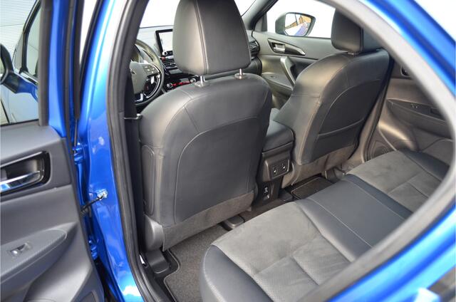 Mitsubishi ECLIPSE Cross PHEV 2.4 EXECUTIVE BLACK EDITION 4WD | PLUG IN HYBRID | ADAPTIEF CRUISE | DODEHOEK ASSISTENT | 360 CAMERA | FABRIEKSGARANTIE TOT 09-12-2032* | ALL IN RIJKLAARPRIJS