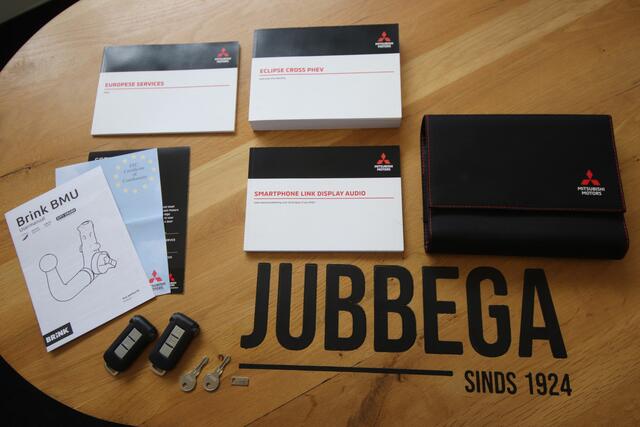 Mitsubishi ECLIPSE Cross 2.4 PHEV Intense+ Slechts 27.320 km, Orig. NL-Auto, Afn.Trekhaak, Michelin-All-Season