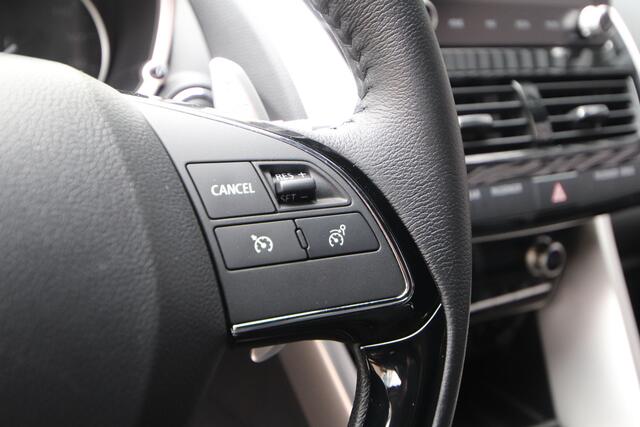 Mitsubishi ECLIPSE Cross 2.4 PHEV Intense+ Slechts 27.320 km, Orig. NL-Auto, Afn.Trekhaak, Michelin-All-Season