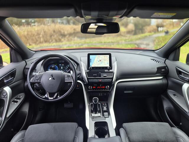 Mitsubishi ECLIPSE Cross 2.4 PHEV Intense+ | Trekhaak |