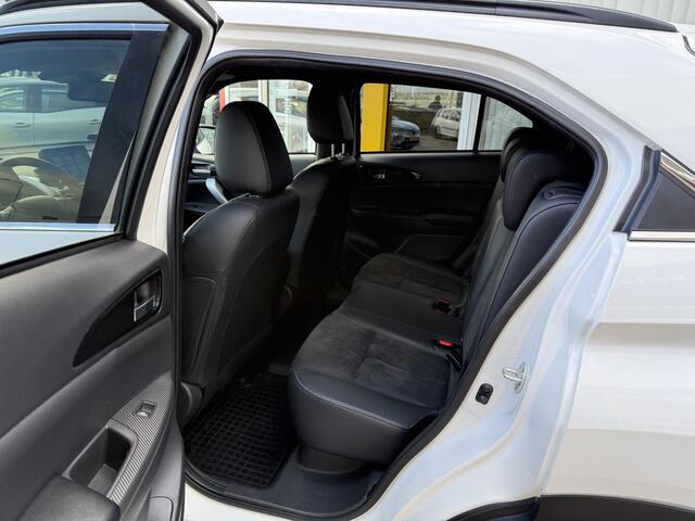 Mitsubishi ECLIPSE Cross 2.4 PHEV Intense | Trekhaak afneembaar | Navigatie | Stoelverwarming | Achteruitrijcamera | Elektrische stoelen |