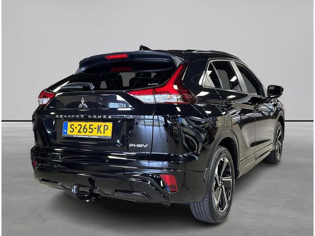 Mitsubishi ECLIPSE Cross 2.4 PHEV Executive Trekhaak 360, camera