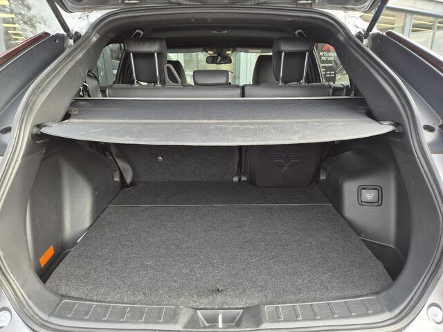 Mitsubishi ECLIPSE Cross 2.4 PHEV First Edition | Trekhaak | Navigatie |