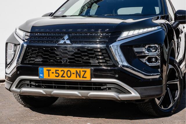 Mitsubishi ECLIPSE Cross 2.4 PHEV 4WD Intense+ Trekhaak/ Camera/ Full map navigatie/ Stoelverwarming/ Cruise control