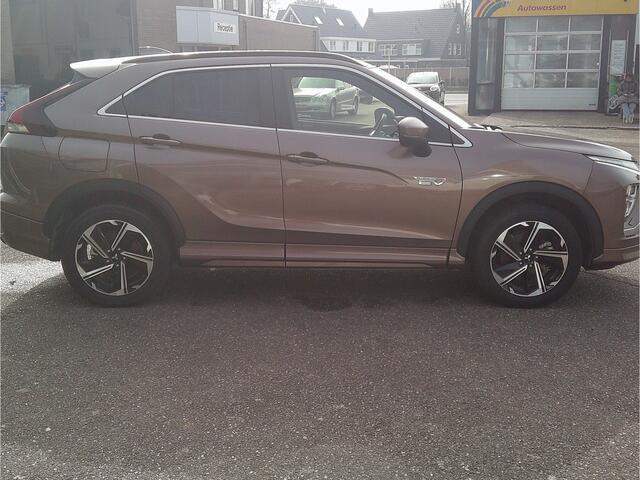 Mitsubishi ECLIPSE Cross 2.4 PHEV Instyle Staat in Hardenberg