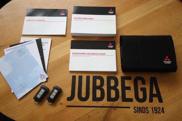Mitsubishi ECLIPSE Cross 2.4 PHEV Black Edition 1e Eig. Dealer O.H. NL-Auto