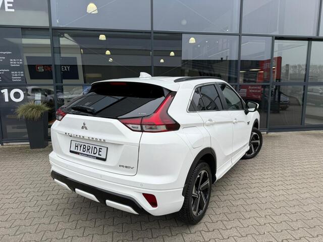 Mitsubishi ECLIPSE Cross 2.4 PHEV Executive *Stoelverwarming & ACC*
