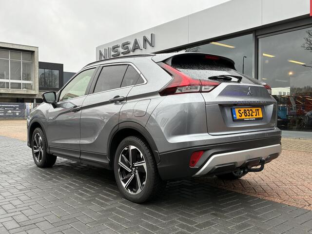 Mitsubishi ECLIPSE Cross 2.4 PHEV Intense+ | Trekhaak | Navigatie | Achteruitrijcamera