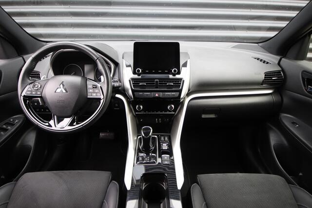 Mitsubishi ECLIPSE Cross 2.4 PHEV First Edition Trekhaak, Adaptive Cruise, NL-Auto