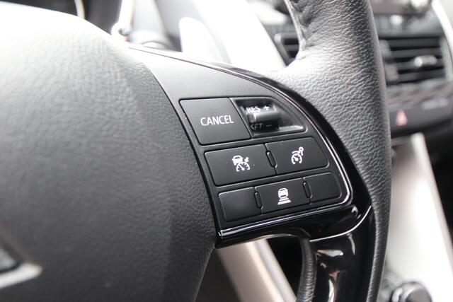 Mitsubishi ECLIPSE Cross 2.4 PHEV First Edition Trekhaak, Adaptive Cruise, NL-Auto