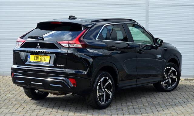 Mitsubishi ECLIPSE Cross PHEV 2.4 EXECUTIVE 4WD | PLUG IN HYBRID | SoH | V2H | ADAPTIEF CRUISE | DODEHOEK ASSISTENT | TREKHAAK 1500KG | FABRIEKSGARANTIE TOT 03-05-2030* | NP ¤ 47.384,- | ALL IN RIJKLAA