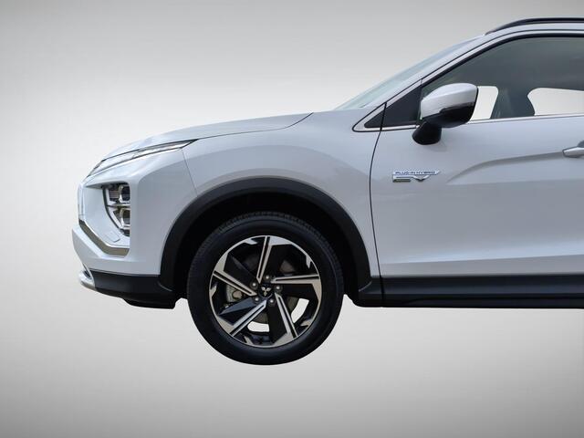 Mitsubishi ECLIPSE Cross 2.4 PHEV Intense+ | Navigatie | Camera | Stoelverwarming | Apple Carplay/Android Auto | Keyless Entry | LED Koplampen | Rijklaarprijs!