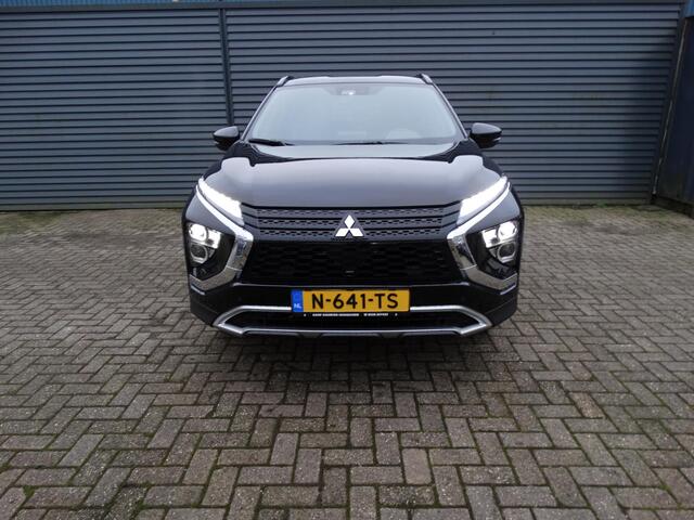 Mitsubishi ECLIPSE Cross 2.4 PHEV Intense+ Rijklaarprijs! Dealer onderhouden!