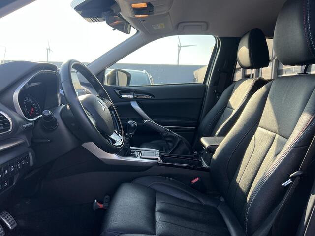 Mitsubishi ECLIPSE Cross 1.5 DI-T Intense S | HUD | Trekhaak |