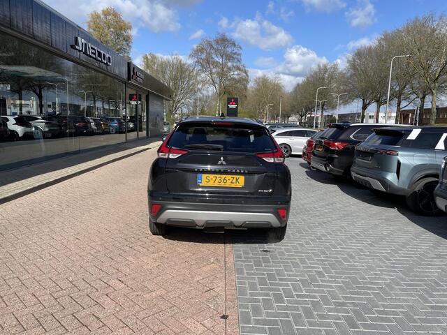 Mitsubishi ECLIPSE Cross 2.4 PHEV Intense+ | Achteruitrijcamera | Navigatie | Trekhaak | FABRIEKSGARANTIE TOT 05-2031!