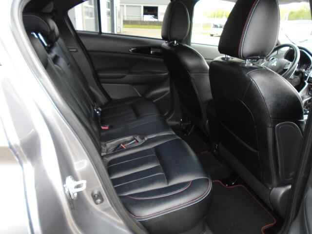 Mitsubishi ECLIPSE 1.5 DI-T INTENSE S