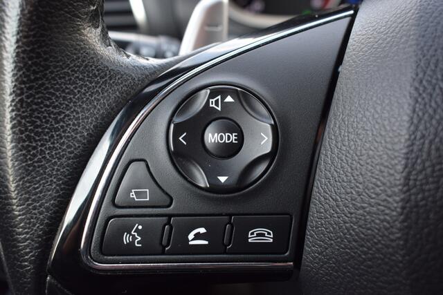 Mitsubishi ECLIPSE Cross 1.5 DI-T Black Edition | Trekhaak | Automaat | Stuur + Stoelverwarming | Camera | Sensoren |