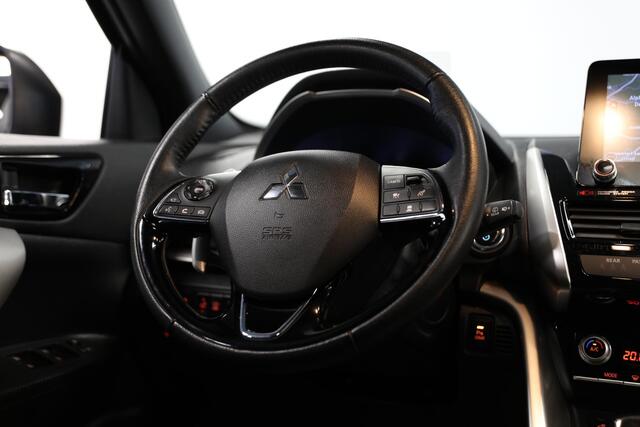 Mitsubishi ECLIPSE Cross 2.4 PHEV Instyle | Schuif- kanteldak | Trekhaak | Leer