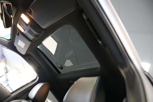 Mitsubishi ECLIPSE Cross 2.4 PHEV Instyle | Schuif- kanteldak | Trekhaak | Leer