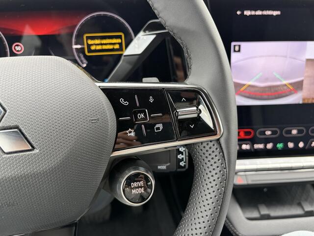 Mitsubishi ECLIPSE Cross Intense+ 87 kWh / ¤4.000 introductiekorting / Nieuw Model! / 100% Elektrisch / 621 KM WLTP / 1.100 KG Trekgewicht / 8 jaar fabrieksgarantie