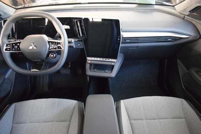 Mitsubishi ECLIPSE Cross Intense 87 kWh | Direct Leverbaar | 8 Jaar Mitsubishi Garantie |