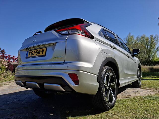 Mitsubishi ECLIPSE Cross 2.4 PHEV Executive | NIEUW | Adaptive Cruise Control | Blind spot | Carplay & Android auto + Tom Tom Navi | Stoelverwarming voor en achter