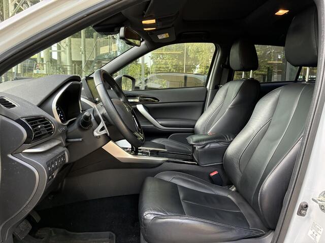 Mitsubishi ECLIPSE Cross 2.4 PHEV Instyle | Panoramadak | Leder | Head-up | Stoel en stuurverwarming | FABRIEKSGARANTIE TOT 06-2029!