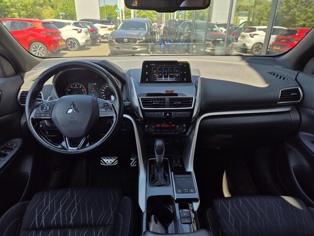 Mitsubishi ECLIPSE Cross 1.5 DI-T Black Edition | Trekhaak | Dealeronderhouden |