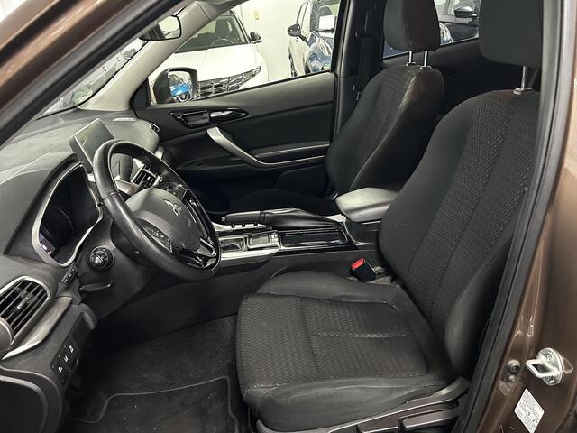 Mitsubishi ECLIPSE Cross 1.5 DI-T Pure AFNEEMBARE TREKHAAK | APPLE CARPLAY | ACHTERUITRIJCAMERA