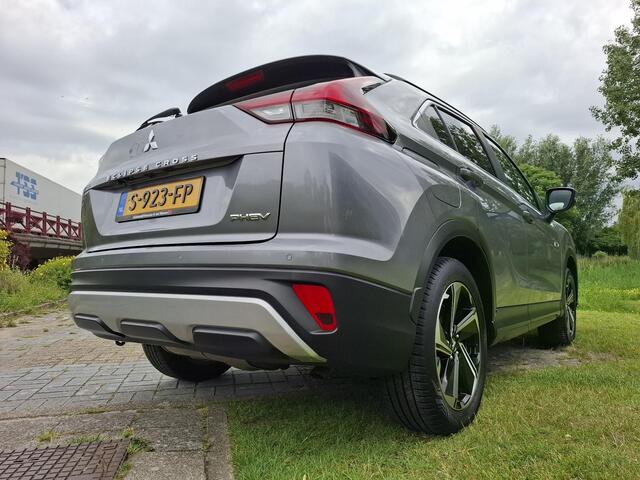Mitsubishi ECLIPSE Cross 2.4 PHEV Intense+ Carplay & Android auto | Camera | Stoelverwarming