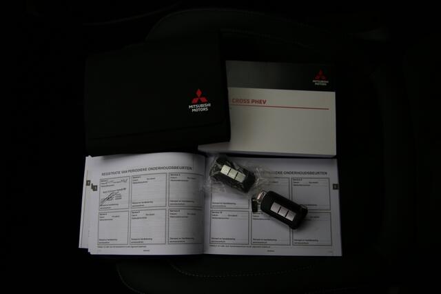 Mitsubishi ECLIPSE Cross 2.4 PHEV Executive