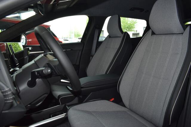 Mitsubishi ECLIPSE Cross Intense 87 kWh | Direct Uit Voorraad Leverbaar | Tot 8 Jaar Mitsubishi-Garantie |