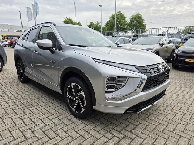 Mitsubishi ECLIPSE Cross Executive | Stoelverwarming | 360º Camera | Navigatie |