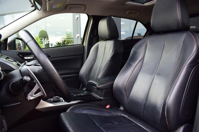 Mitsubishi ECLIPSE Cross 1.5 DI-T Instyle | Trekhaak | 360° Camera | Dodehoek Detectie | Kantel/ Schuifdak |