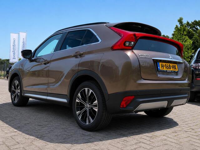 Mitsubishi ECLIPSE Cross 1.5 DI-T 4WD First Edition 163 PK | Adaptieve Cruise | Head Up Display | Full Leder | | Panorama dak | Stoelverwarming | 1.600kg Trekgewicht!