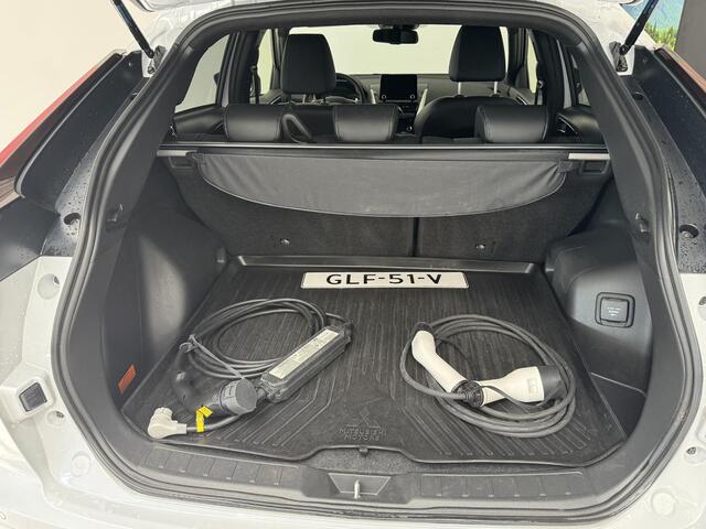 Mitsubishi ECLIPSE Cross 2.4 PHEV Executive | 360° Camera | Stoelverwarming | Trekhaak | Navigatie |