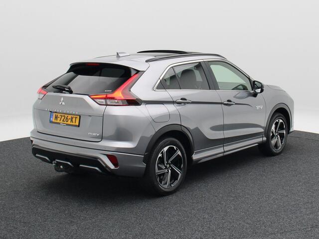 Mitsubishi ECLIPSE Cross 2.4 PHEV Prestige | Stoelverwarming | Camera | Panoramadak | Climatronic | Navigatie | CarPlay | 19 inch | 86.363 Km !!