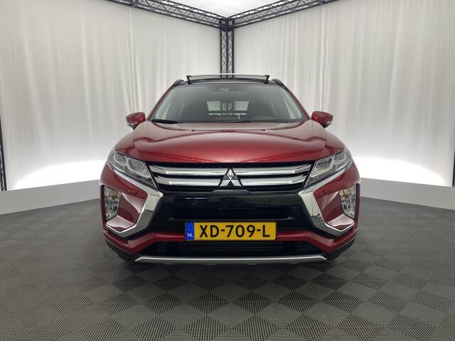 Mitsubishi ECLIPSE Cross 1.5 DI-T Instyle Automaat | Pano-Dak | CarPlay | Trekhaak | Dodehoek Det. | 360' Camera | Elek. Stoel |
